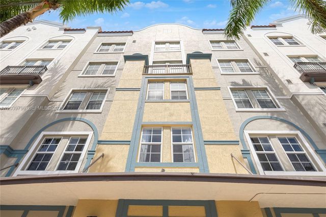 533 NE 3rd Ave 503, Fort Lauderdale, FL 33301