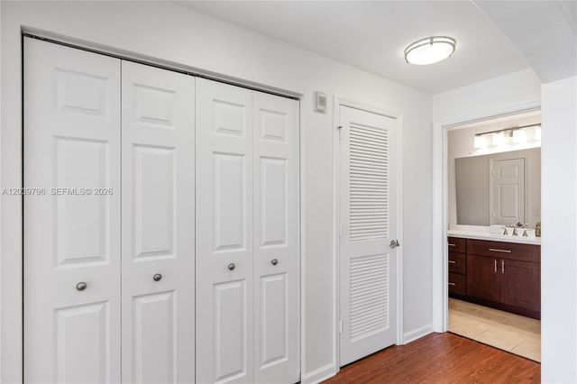 533 NE 3rd Ave 503, Fort Lauderdale, FL 33301