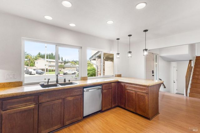 1806 Nantucket Pl, Fairfield, CA 94534