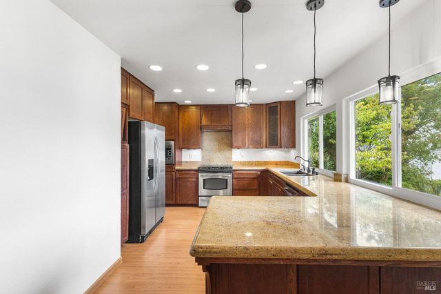1806 Nantucket Pl, Fairfield, CA 94534