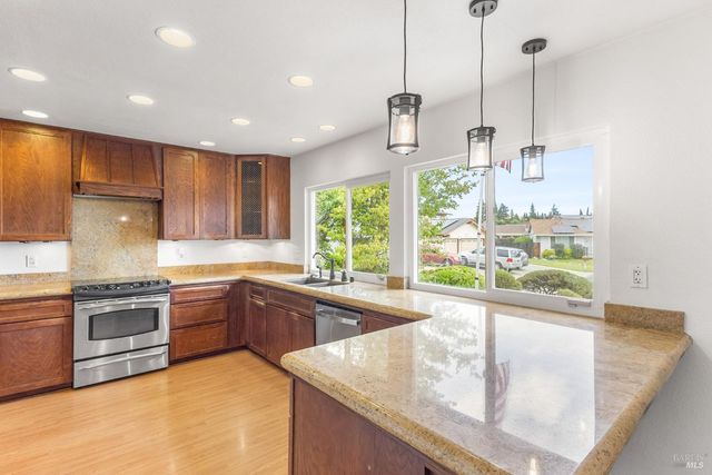 1806 Nantucket Pl, Fairfield, CA 94534