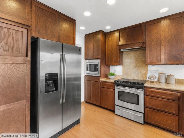 1806 Nantucket Pl, Fairfield, CA 94534