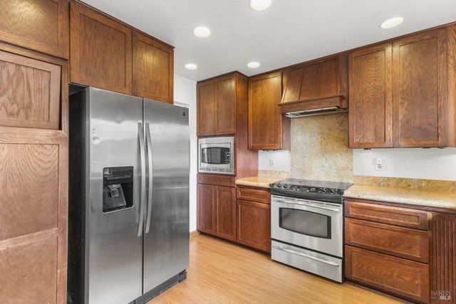 1806 Nantucket Pl, Fairfield, CA 94534