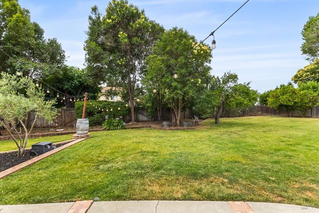 1806 Nantucket Pl, Fairfield, CA 94534