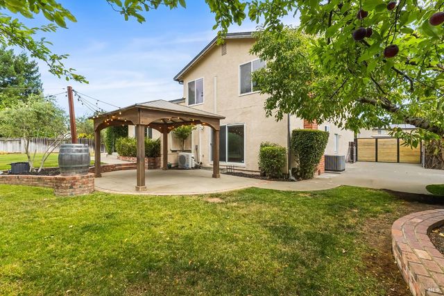 1806 Nantucket Pl, Fairfield, CA 94534
