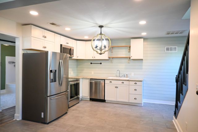 106 N 4th Street, Nicholasville, KY 40356