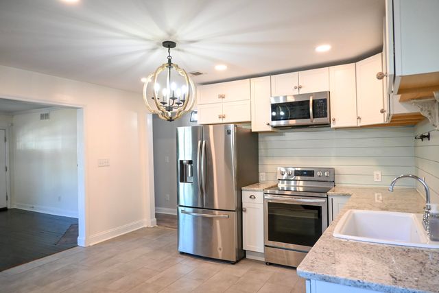 106 N 4th Street, Nicholasville, KY 40356