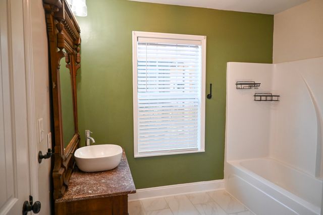 106 N 4th Street, Nicholasville, KY 40356
