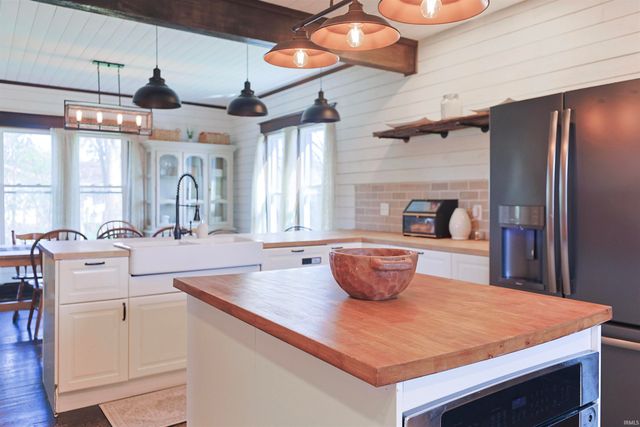 23260 Brick Road, South Bend, IN 46628