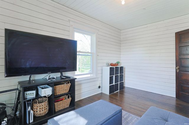 23260 Brick Road, South Bend, IN 46628