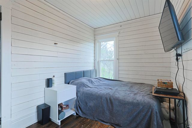 23260 Brick Road, South Bend, IN 46628