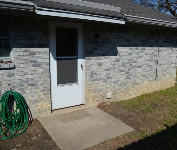 7 States Avenue, Midlothian, TX 76065