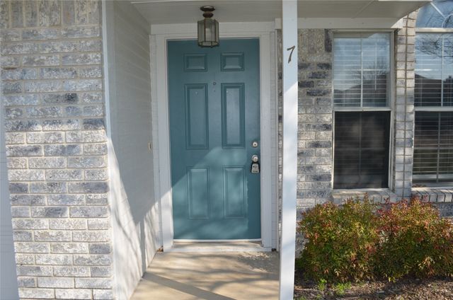 7 States Avenue, Midlothian, TX 76065