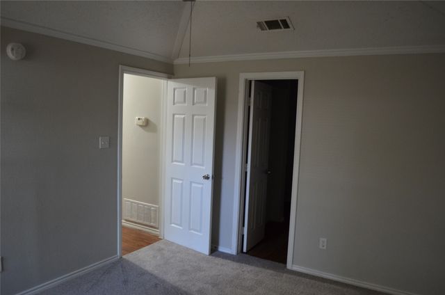 7 States Avenue, Midlothian, TX 76065