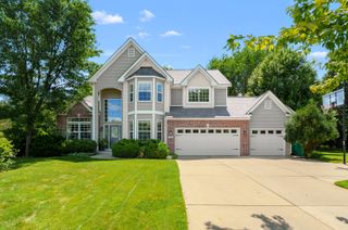 9731 Southern Oaks Court, Portage City, MI 49002