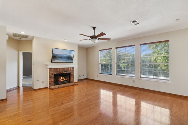 2822 Roundrock, Mckinney, TX 75072