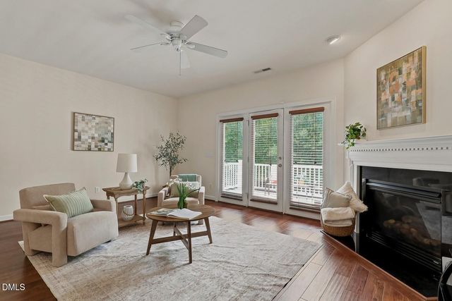 336 Kinellan Lane, Cary, NC 27519