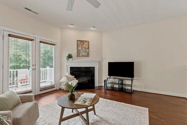 336 Kinellan Lane, Cary, NC 27519