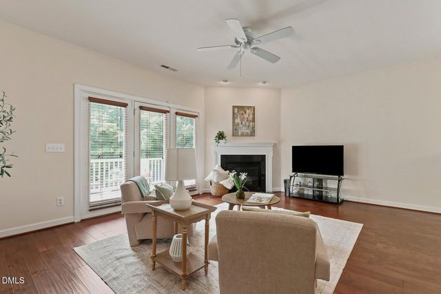336 Kinellan Lane, Cary, NC 27519