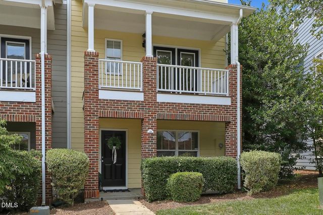 336 Kinellan Lane, Cary, NC 27519