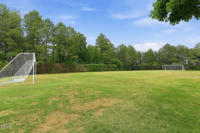 336 Kinellan Lane, Cary, NC 27519