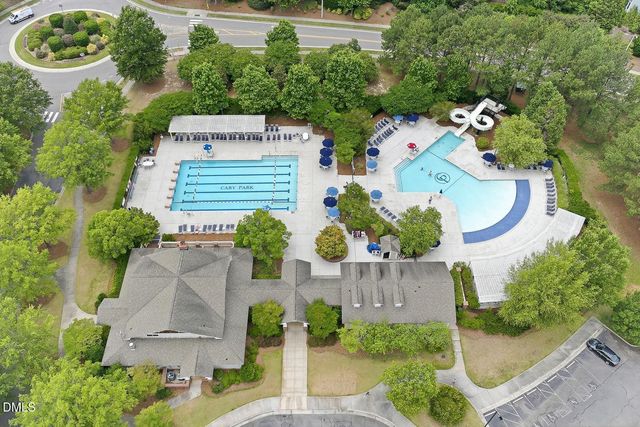 336 Kinellan Lane, Cary, NC 27519