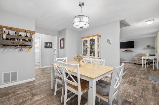 69 Walden Way, Cranston, RI 02921