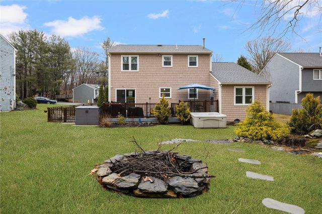 69 Walden Way, Cranston, RI 02921