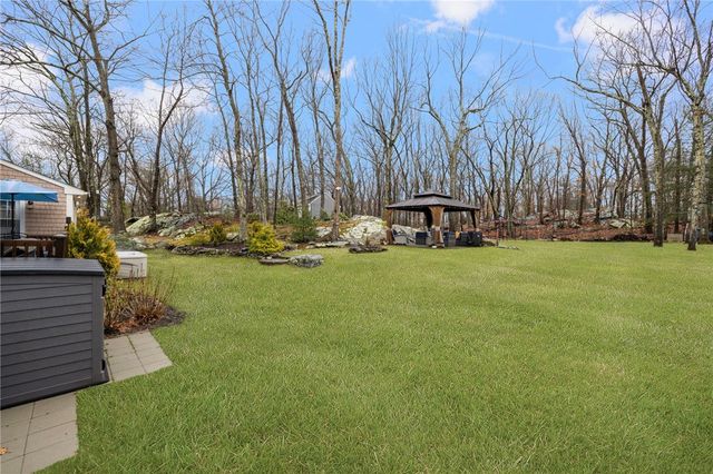 69 Walden Way, Cranston, RI 02921