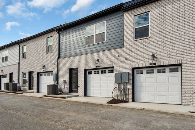 350 Twig PVT Court, Hendersonville, TN 37075