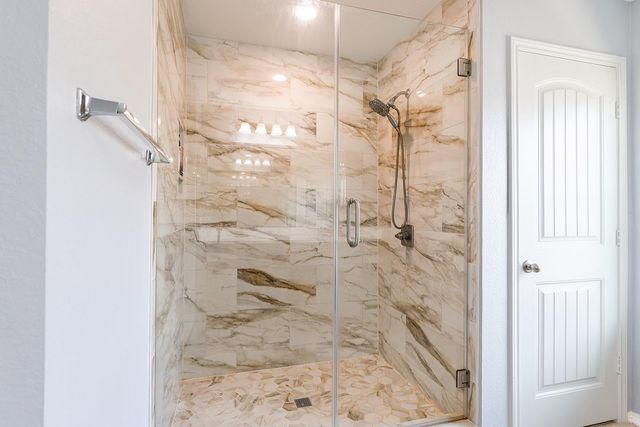 1425 Bovina DR, Leander, TX 78641