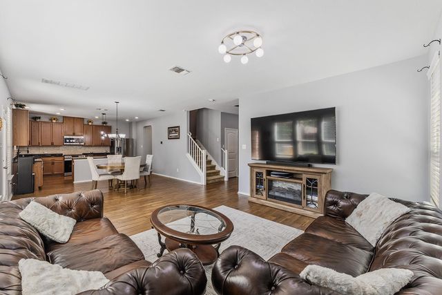 1425 Bovina DR, Leander, TX 78641