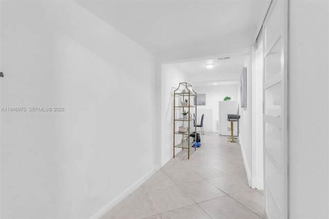 841 E 15th Pl, Hialeah, FL 33010