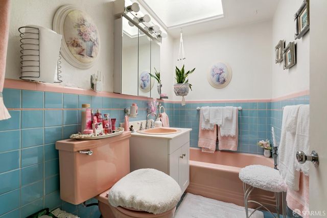 1310 Gilman Avenue, San Francisco, CA 94124