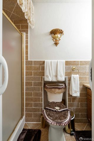 1310 Gilman Avenue, San Francisco, CA 94124