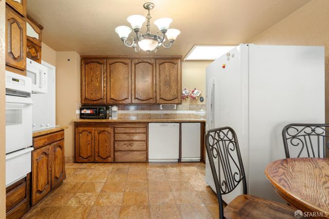 1310 Gilman Avenue, San Francisco, CA 94124