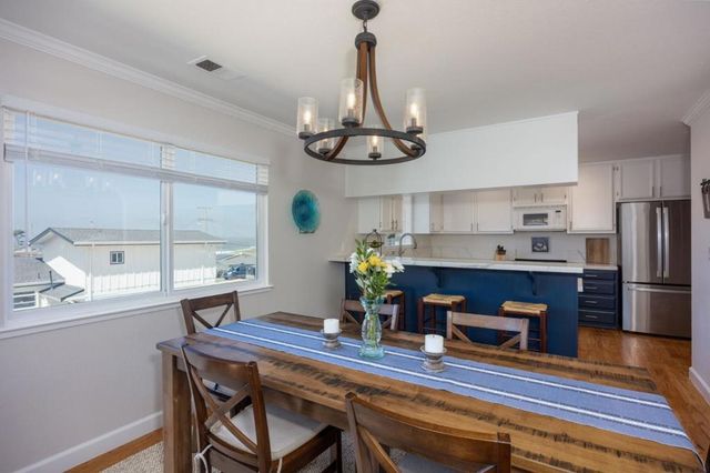 468 4th Street, Montara, CA 94037