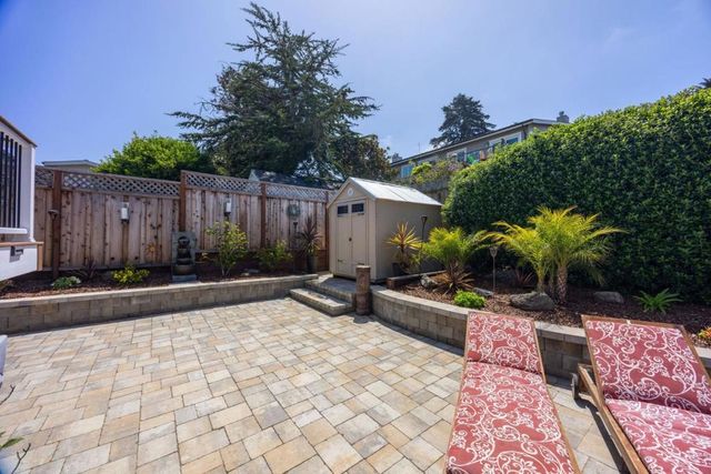 468 4th Street, Montara, CA 94037