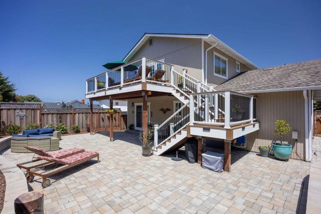 468 4th Street, Montara, CA 94037