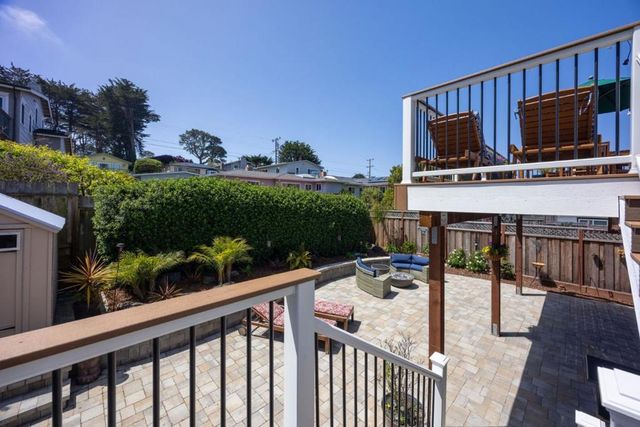468 4th Street, Montara, CA 94037