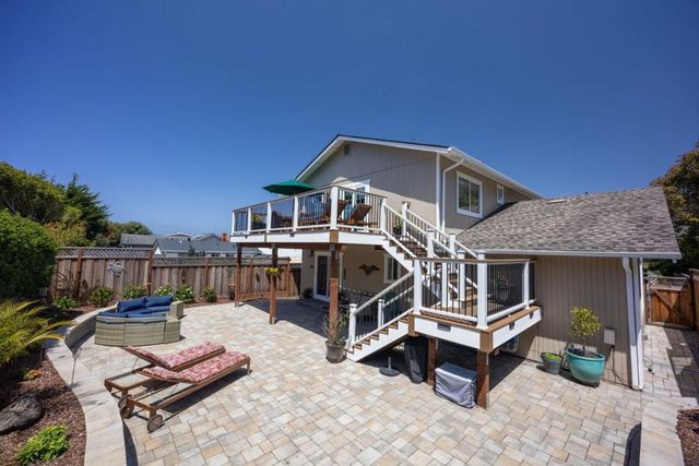 468 4th Street, Montara, CA 94037