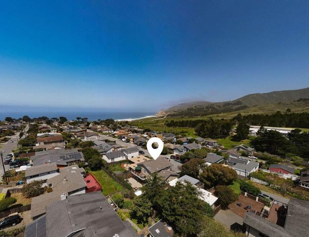 468 4th Street, Montara, CA 94037