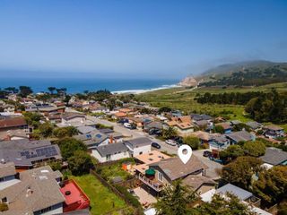 468 4th Street, Montara, CA 94037