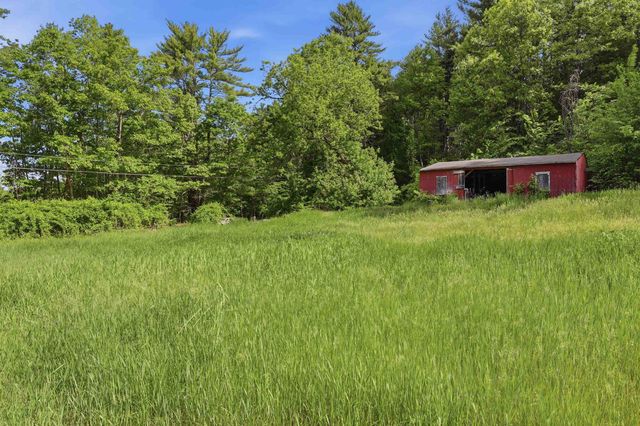 32 East Lull Place, New Boston, NH 03070