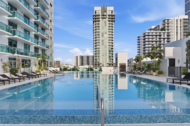333 NE 24th Street 1211, Miami, FL 33137