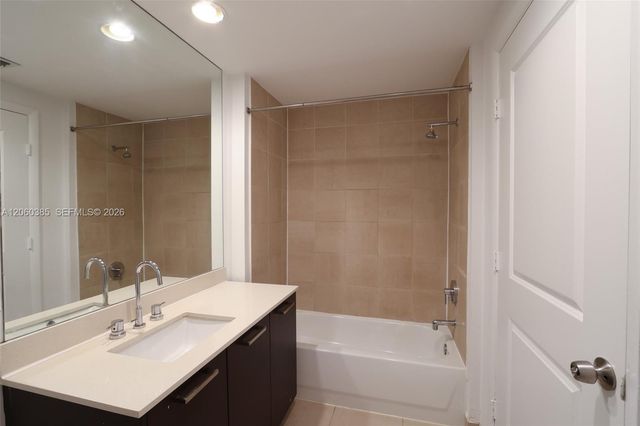 333 NE 24th Street 1211, Miami, FL 33137