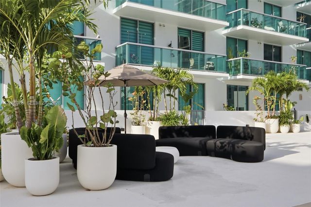 333 NE 24th Street 1211, Miami, FL 33137