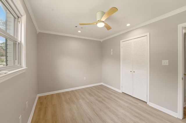 7747 Ovaldale Drive, North Charleston, SC 29418