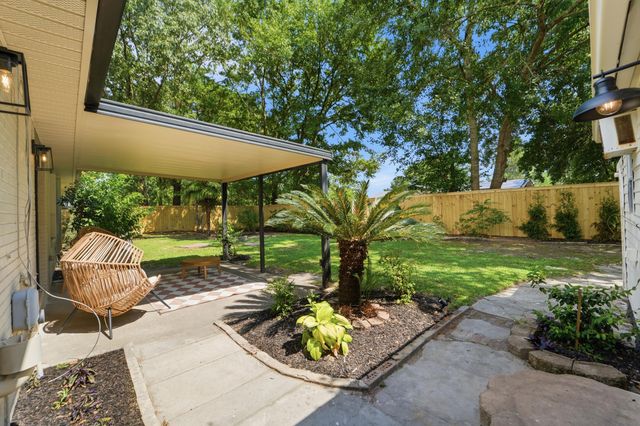 7747 Ovaldale Drive, North Charleston, SC 29418