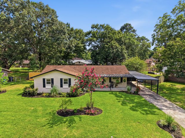 7747 Ovaldale Drive, North Charleston, SC 29418